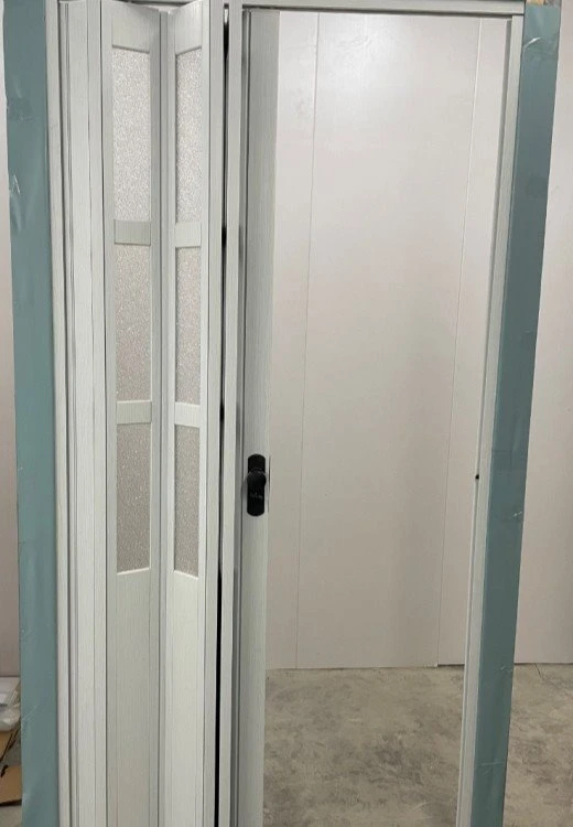 Good quality PVC folding door